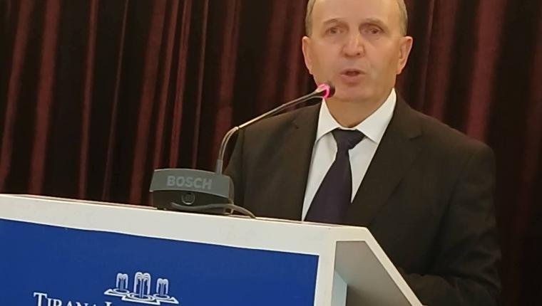 Dr. Mujë Buçpapaj zgjidhet kryetar i LSHA-së
